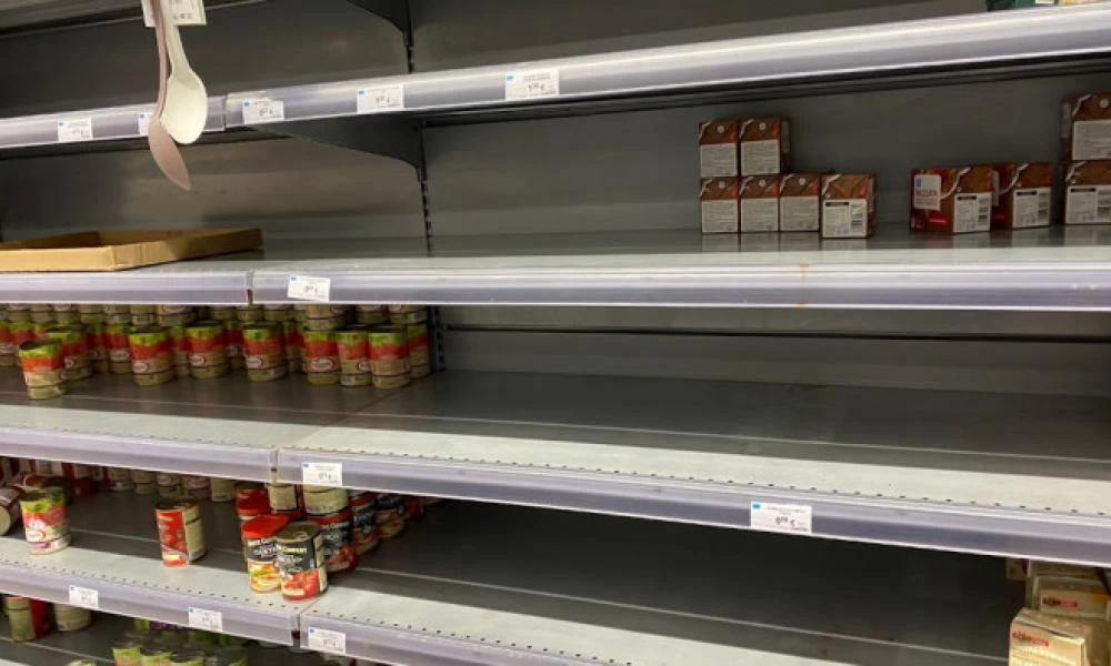 Κορωνοϊός και αγαθά: Επαρκούν προϊόντα και βασικά είδη;